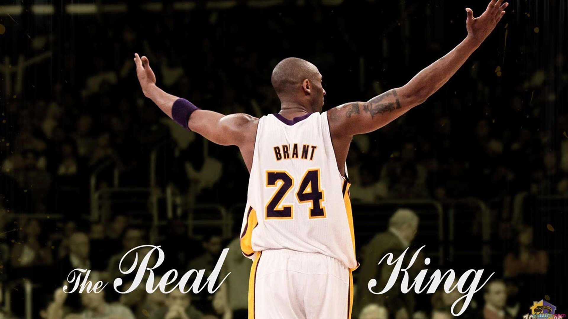 2019年季后赛：库里在关键第四节投入连续三记远距离三分，领导勇士获胜！